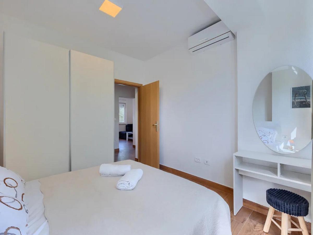 Holiday House Chill Out Loborika Marcana Luaran gambar